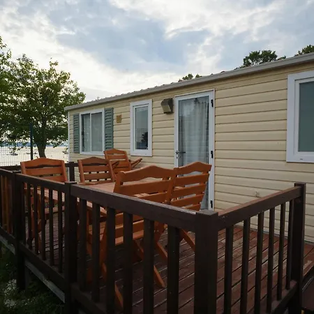 Mediteran Travel Mobile Homes Uvala Slana Campsite Selce