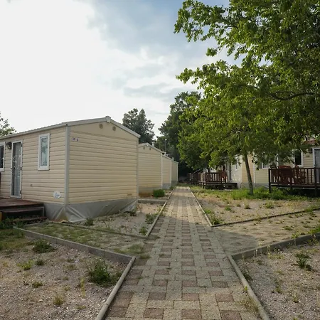 Mediteran Travel Mobile Homes Uvala Slana Camping *