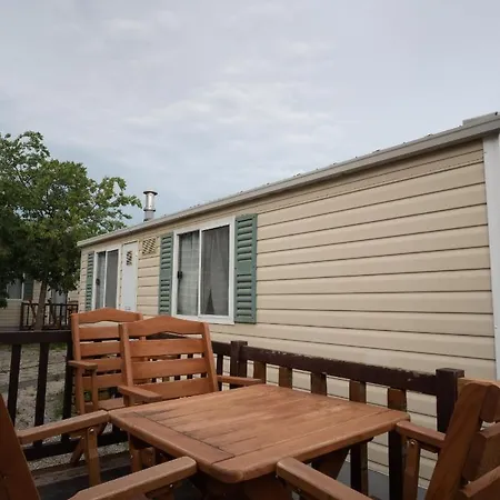 Mediteran Travel Mobile Homes Uvala Slana * Selce